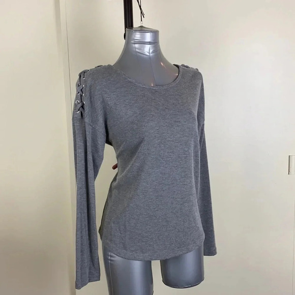 3/$15 Grey shoulder lace up long sleeve scoop neck casual basic sweater sz small - Picture 1 of 14